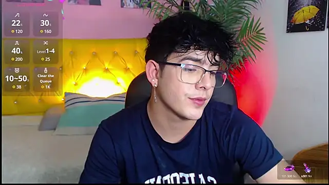 Snapshot of nolan_twink1 chatting on 01-22-25, 08:49 nolan twink1 online show from 01-22-25, 08:49