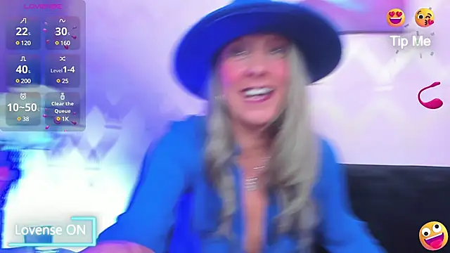 Snapshot of ladylians chatting on 12-21-24, 09:47 ladylians online show from 12-21-24, 09:47