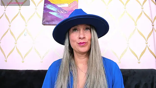 Snapshot of ladylians chatting on 01-22-25, 11:53 ladylians online show from 01-22-25, 11:53