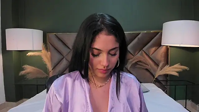 Snapshot of Mia_Elowen chatting on 03-14-25, 12:32 Mia Elowen online show from 03-14-25, 12:32