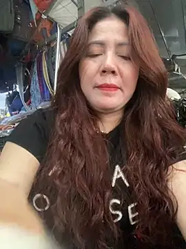 Snapshot of Cesywet chatting on 03-09-25, 03:22 Cesywet online show from 03-09-25, 03:22