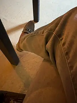 Snapshot of homidor chatting on 09-15-25, 07:25 homidor online show from 09-15-25, 07:25