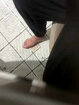 Snapshot of homidor chatting on 10-26-25, 09:21 homidor online show from 10-26-25, 09:21