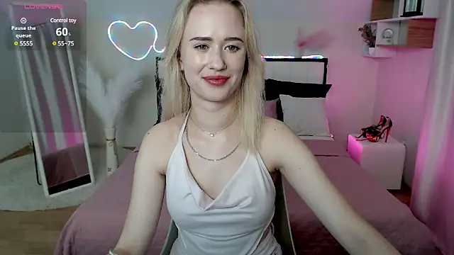 Snapshot of SashaBrooks chatting on 01-27-25, 06:09 SashaBrooks online show from 01-27-25, 06:09