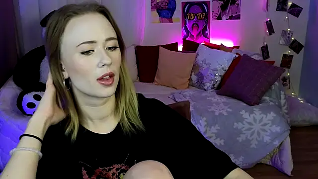 Snapshot of SashaBrooks chatting on 09-21-25, 06:09 SashaBrooks online show from 09-21-25, 06:09