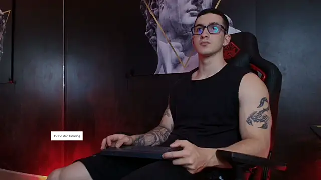 Snapshot of JacksonOlsenn chatting on 10-27-25, 08:35 JacksonOlsenn online show from 10-27-25, 08:35