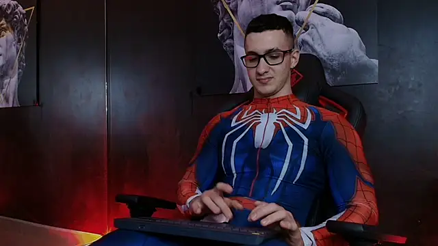 Snapshot of JacksonOlsenn chatting on 10-31-25, 09:16 JacksonOlsenn online show from 10-31-25, 09:16