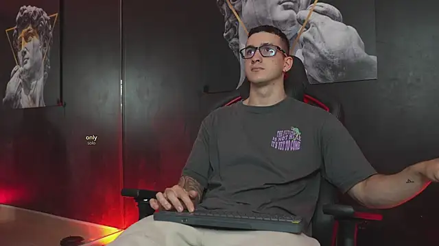 Snapshot of JacksonOlsenn chatting on 11-07-25, 09:37 JacksonOlsenn online show from 11-07-25, 09:37