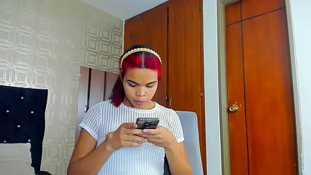 evelyn wine online show from 02-07-25, 10:20