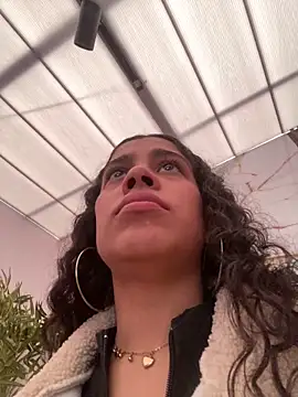 Snapshot of NINA_18_YEARS chatting on 10-22-25, 06:51 NINA 18 YEARS online show from 10-22-25, 06:51