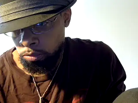 Snapshot of WhiskeyWood_DuhGOD chatting on 12-02-24, 08:33 WhiskeyWood DuhGOD online show from 12-02-24, 08:33