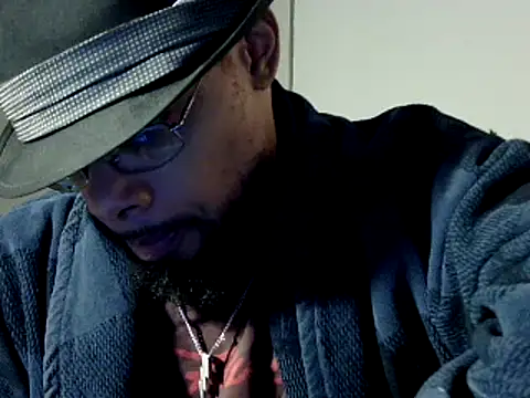 Snapshot of WhiskeyWood_DuhGOD chatting on 12-03-24, 02:25 WhiskeyWood DuhGOD online show from 12-03-24, 02:25