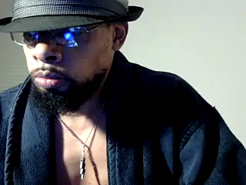 Snapshot of WhiskeyWood_DuhGOD chatting on 12-05-24, 02:20 WhiskeyWood DuhGOD online show from 12-05-24, 02:20