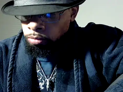 Snapshot of WhiskeyWood_DuhGOD chatting on 12-06-24, 02:13 WhiskeyWood DuhGOD online show from 12-06-24, 02:13