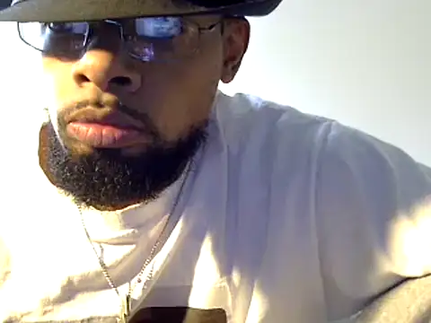 Snapshot of WhiskeyWood_DuhGOD chatting on 12-09-24, 05:08 WhiskeyWood DuhGOD online show from 12-09-24, 05:08