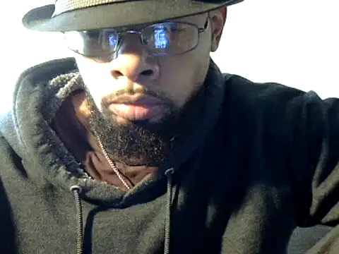 Snapshot of WhiskeyWood_DuhGOD chatting on 12-11-24, 05:26 WhiskeyWood DuhGOD online show from 12-11-24, 05:26