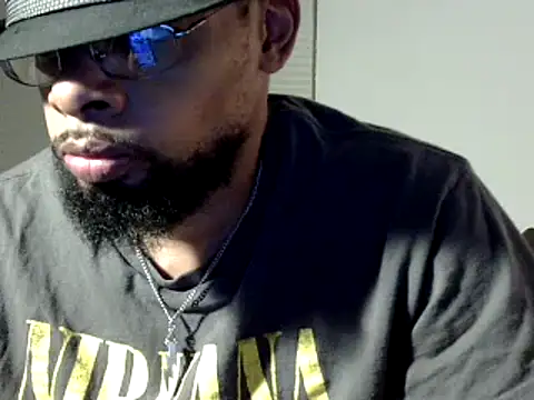 Snapshot of WhiskeyWood_DuhGOD chatting on 12-17-24, 05:29 WhiskeyWood DuhGOD online show from 12-17-24, 05:29
