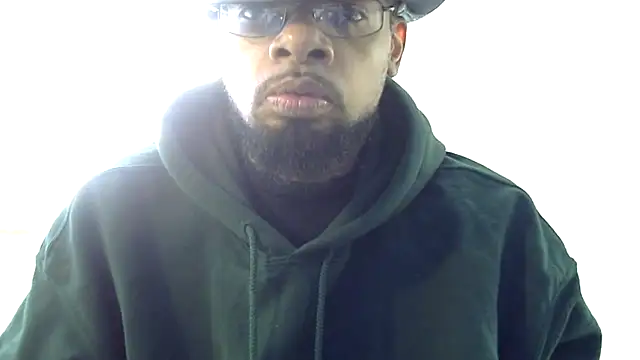 Snapshot of WhiskeyWood_DuhGOD chatting on 01-09-25, 05:11 WhiskeyWood DuhGOD online show from 01-09-25, 05:11