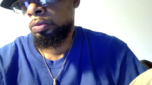 Snapshot of WhiskeyWood_DuhGOD chatting on 02-03-25, 08:24 WhiskeyWood DuhGOD online show from 02-03-25, 08:24