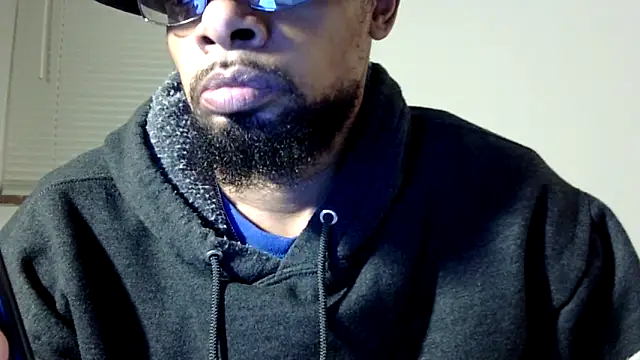 Snapshot of WhiskeyWood_DuhGOD chatting on 02-04-25, 02:17 WhiskeyWood DuhGOD online show from 02-04-25, 02:17