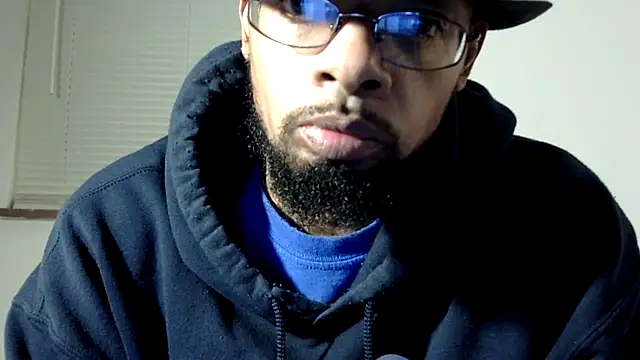 Snapshot of WhiskeyWood_DuhGOD chatting on 02-05-25, 02:40 WhiskeyWood DuhGOD online show from 02-05-25, 02:40