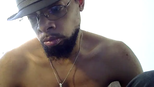 Snapshot of WhiskeyWood_DuhGOD chatting on 02-25-25, 08:41 WhiskeyWood DuhGOD online show from 02-25-25, 08:41