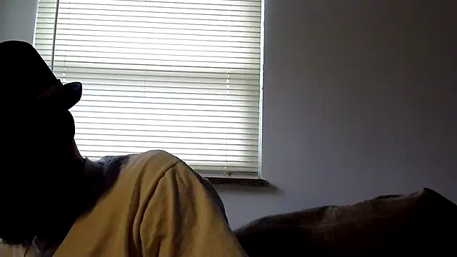 Snapshot of WhiskeyWood_DuhGOD chatting on 03-03-25, 08:32 WhiskeyWood DuhGOD online show from 03-03-25, 08:32
