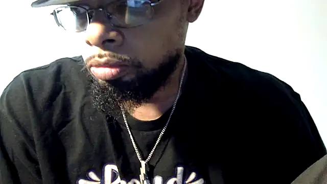 Snapshot of WhiskeyWood_DuhGOD chatting on 03-05-25, 05:39 WhiskeyWood DuhGOD online show from 03-05-25, 05:39