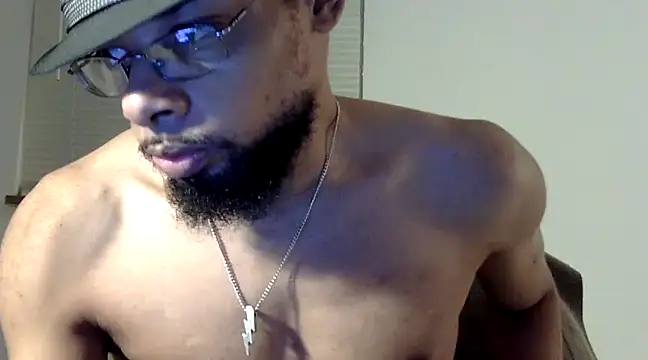 Snapshot of WhiskeyWood_DuhGOD chatting on 03-16-25, 02:10 WhiskeyWood DuhGOD online show from 03-16-25, 02:10