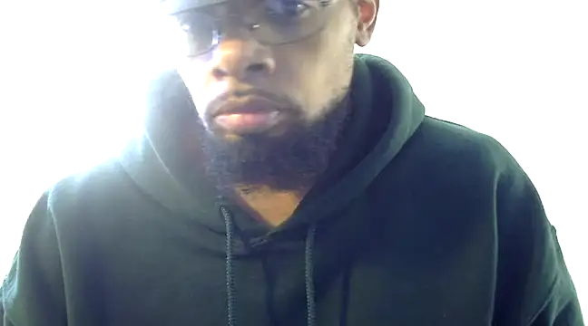 Snapshot of WhiskeyWood_DuhGOD chatting on 03-17-25, 04:43 WhiskeyWood DuhGOD online show from 03-17-25, 04:43