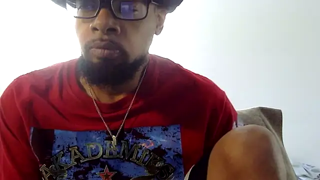 Snapshot of WhiskeyWood_DuhGOD chatting on 09-09-25, 04:39 WhiskeyWood DuhGOD online show from 09-09-25, 04:39