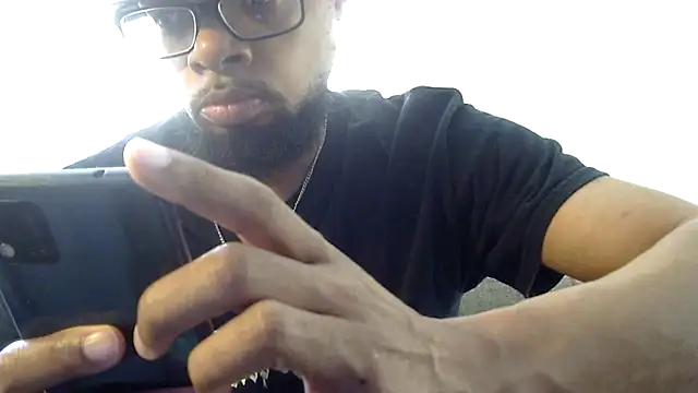 Snapshot of WhiskeyWood_DuhGOD chatting on 09-19-25, 04:29 WhiskeyWood DuhGOD online show from 09-19-25, 04:29