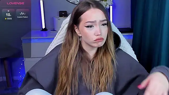 Evia r0se online show from 11-10-25, 02:27