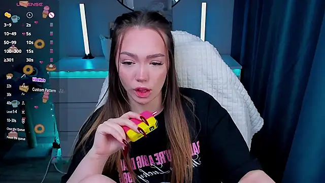 Evia r0se online show from 02-12-26, 06:03