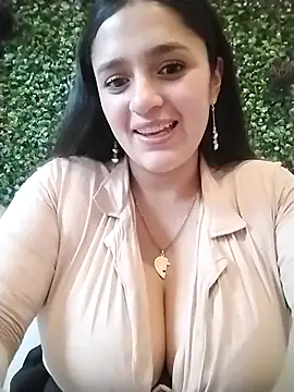 Snapshot of hanna-a chatting on 12-10-24, 08:38 hanna-a online show from 12-10-24, 08:38