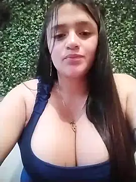 Snapshot of hanna-a chatting on 02-28-25, 03:37 hanna-a online show from 02-28-25, 03:37