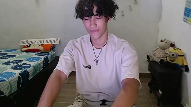 Snapshot of jake_willianss chatting on 12-22-24, 10:47 jake willianss online show from 12-22-24, 10:47