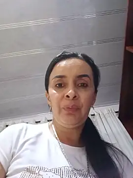 Samantha Sullivan  online show from 04-18-26, 02:48