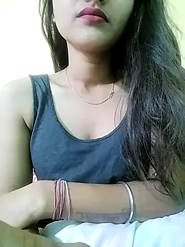 MISSQUEEN48 online show from 02-28-25, 05:59