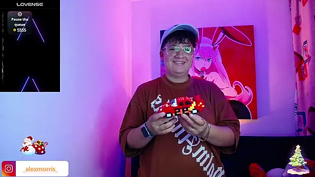 Snapshot of _AlexMorris chatting on 12-13-24, 03:49 AlexMorris online show from 12-13-24, 03:49