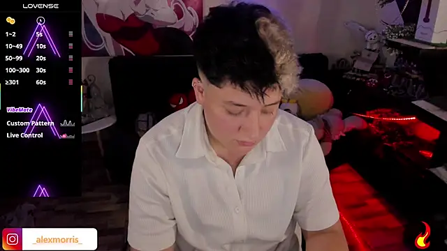 Snapshot of _AlexMorris chatting on 11-12-25, 05:30 AlexMorris online show from 11-12-25, 05:30