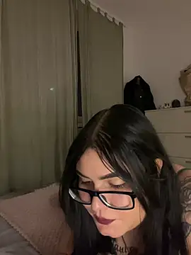 alexaandreea99 online show from 12-15-24, 10:04