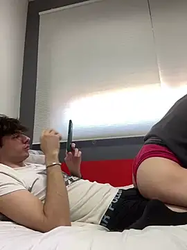 Snapshot of Adriiann__21 chatting on 12-28-24, 02:53 Adriiann 21 online show from 12-28-24, 02:53