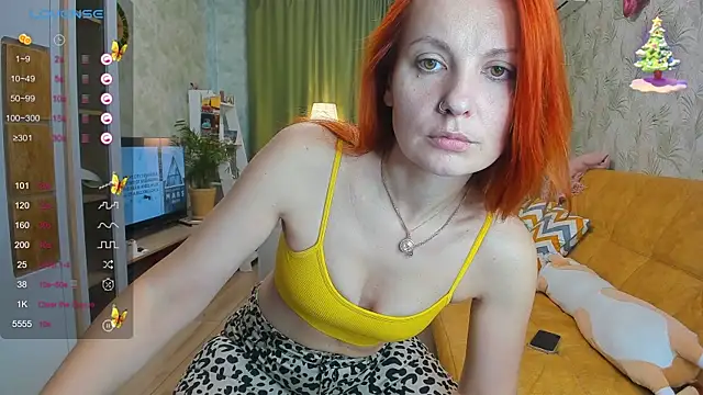 Snapshot of LuxieDelight chatting on 01-19-25, 07:15 LuxieDelight online show from 01-19-25, 07:15