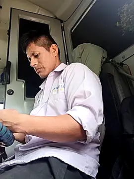 alexchir4 online show from 09-11-25, 07:36