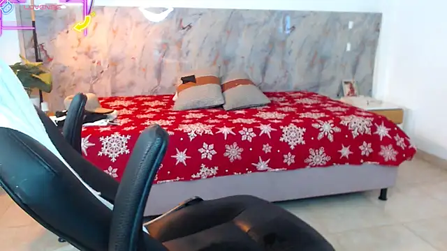 Snapshot of hanz_col chatting on 01-07-26, 11:45 hanz col online show from 01-07-26, 11:45