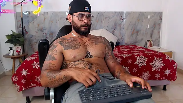 Snapshot of hanz_col chatting on 02-23-26, 03:53 hanz col online show from 02-23-26, 03:53