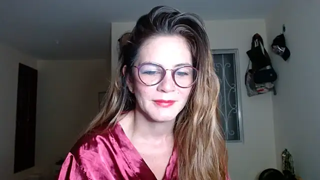 Snapshot of Hanny_24 chatting on 12-17-24, 09:17 Hanny 24 online show from 12-17-24, 09:17