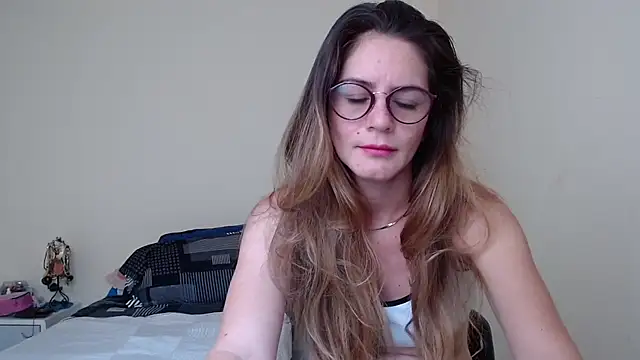 Snapshot of Hanny_24 chatting on 01-15-25, 01:20 Hanny 24 online show from 01-15-25, 01:20