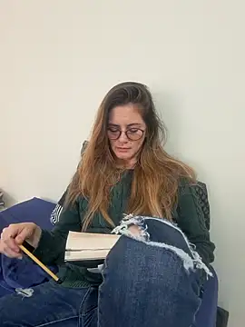 Snapshot of Hanny_24 chatting on 02-06-25, 08:02 Hanny 24 online show from 02-06-25, 08:02